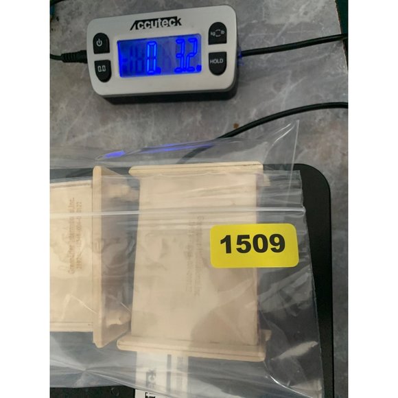 Greenbrier International, Inc. Wooden Bed Right White Checkered Wooden Dresser 2 - Picture 13 of 13